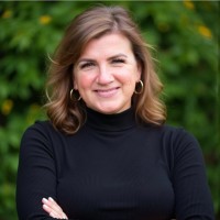 Adams Magnetic Products Employee Erin Hereford's profile photo
