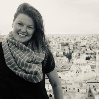 Lindsay Shields Email & Phone Number