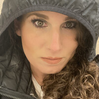 ihangTVs Employee Camille Lockhart's profile photo