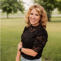 Mathspace Employee Rhonda Davis's profile photo