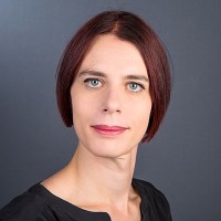 Gwen Calluy Email