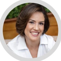Porter Employee Iris Peres Mendes's profile photo