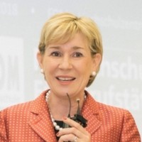 2TOP Employee Elke Benning-Rohnke's profile photo