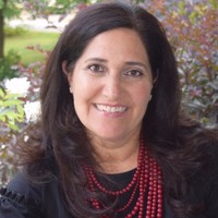Stefanie Manning