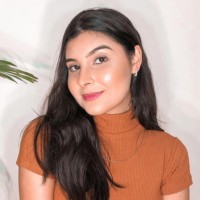 MedRoom Employee Yaslly Guimarães's profile photo