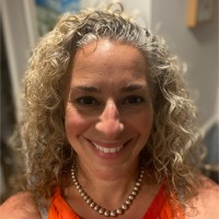 PGL Travel Employee Maxine Roberts's profile photo