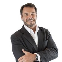 Filipe Reis Oliveira Email & Phone Number