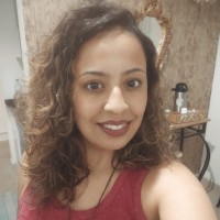 B.Homy Employee Aline Farias's profile photo