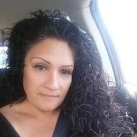 Les Frame Management Employee Ruthi Munoz's profile photo