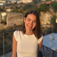 Larissa Callaert Email