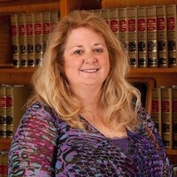 Robin Klomparens Email & Phone Number