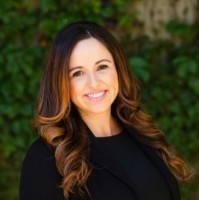 Veronica Dinis Email & Phone Number