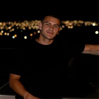 Hugo Walker Email
