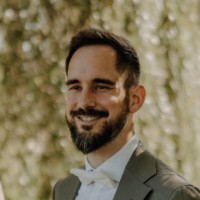 Stephan Bauer Email