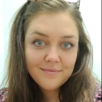 Elle Svensson Email