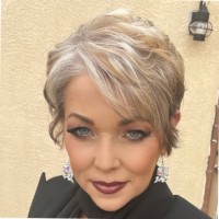 Candi Hinds-Delgado Email & Phone Number