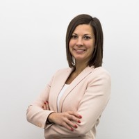 Dóra Vörös Email