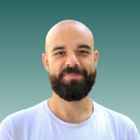 Lucas Neumann Email & Phone Number