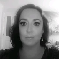 Lindsey Mills Email & Phone Number