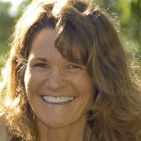 KNG Inc. Employee Julie Deblieck's profile photo