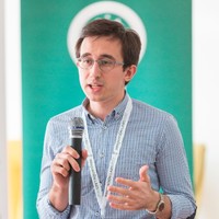 Robert Tănase Email