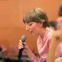 Lucia Brucoli Email