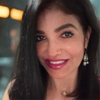 Lily Benjamin Email & Phone Number