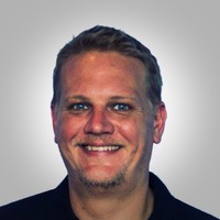 Simon Riedmann Email