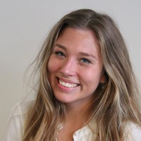 Lotte van der Hart Email