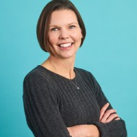 Salesforce Employee Kristin Pierce's profile photo