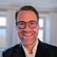 Volker Lang Email