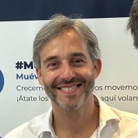 Alejandro Picyk Email