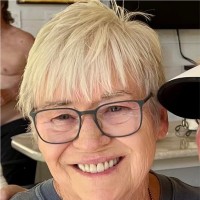 Bonnie Burns