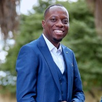 Tatenda Gwatidzo Email