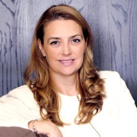 Katalin Ákoshegyi Email