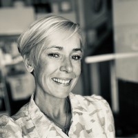 Jenny Kölfors Email & Phone Number