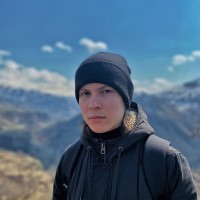 Roman Semenov Email