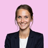 Alina Schmedes Email
