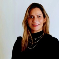Patrícia de Menezes Email