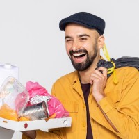 Miguel Muñoz Email