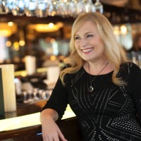 Perry's Steakhouse & Grille Employee Lesa Sorrentino's profile photo