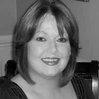 Yvonne Murray Email & Phone Number