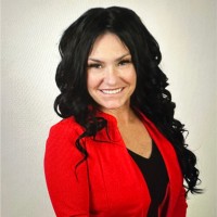 Safe Hands Title Employee Stephanie MacLam's profile photo