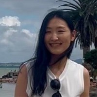 derlook Employee Renee Zhang's profile photo