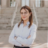 Bianka Pajo Email