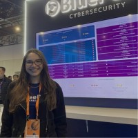 Ana Júlia Jacon Finotti Email