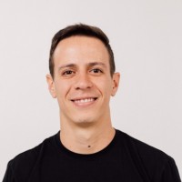 Santiago Gaviria Email
