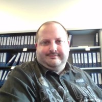 Lionel van Leeuw Email