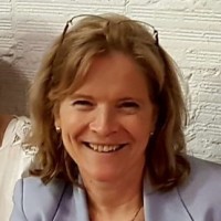 Paula Pieroni Email