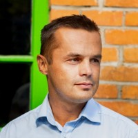 Marcin Grzelak Email
